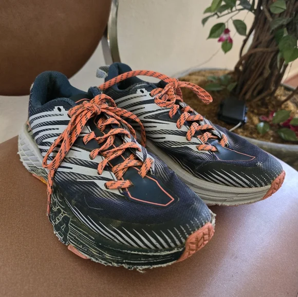 HOKA SPEEDGOAT 4 - Picture 1 of 9